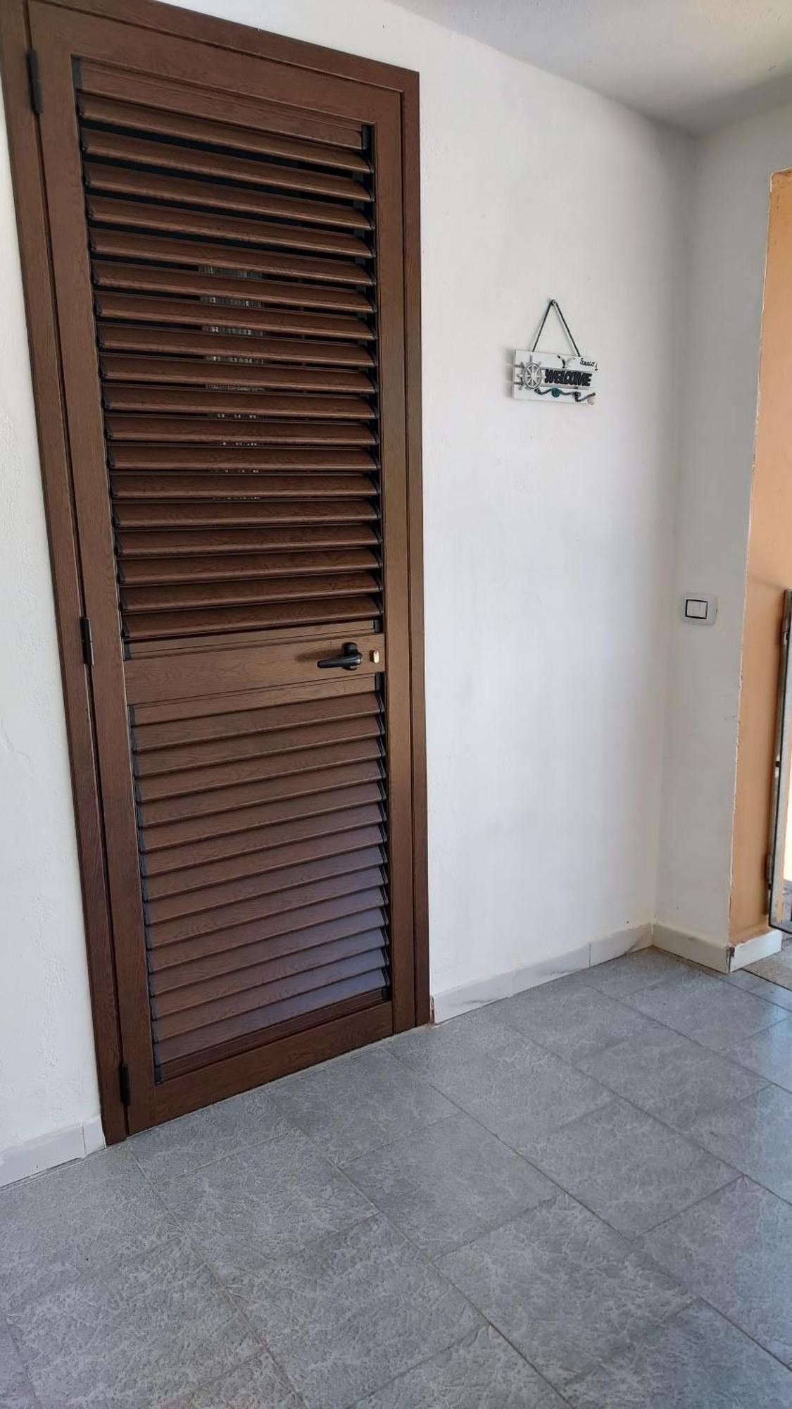 La Rosa Dei Venti B&B Chia Bagian luar foto